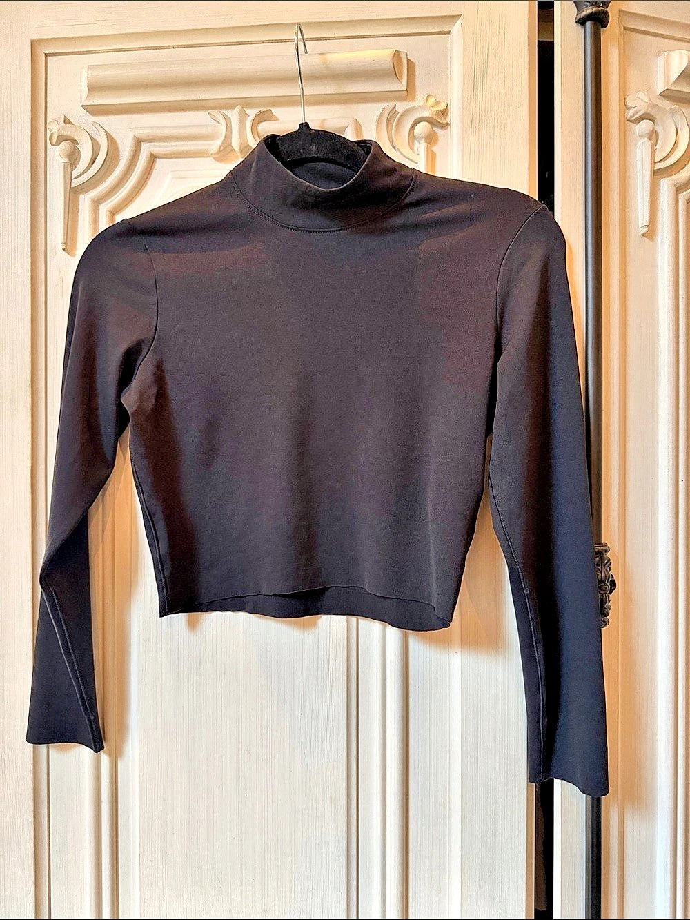 Nike Dri-FIT Black Long Sleeve Top Size Small Like New
